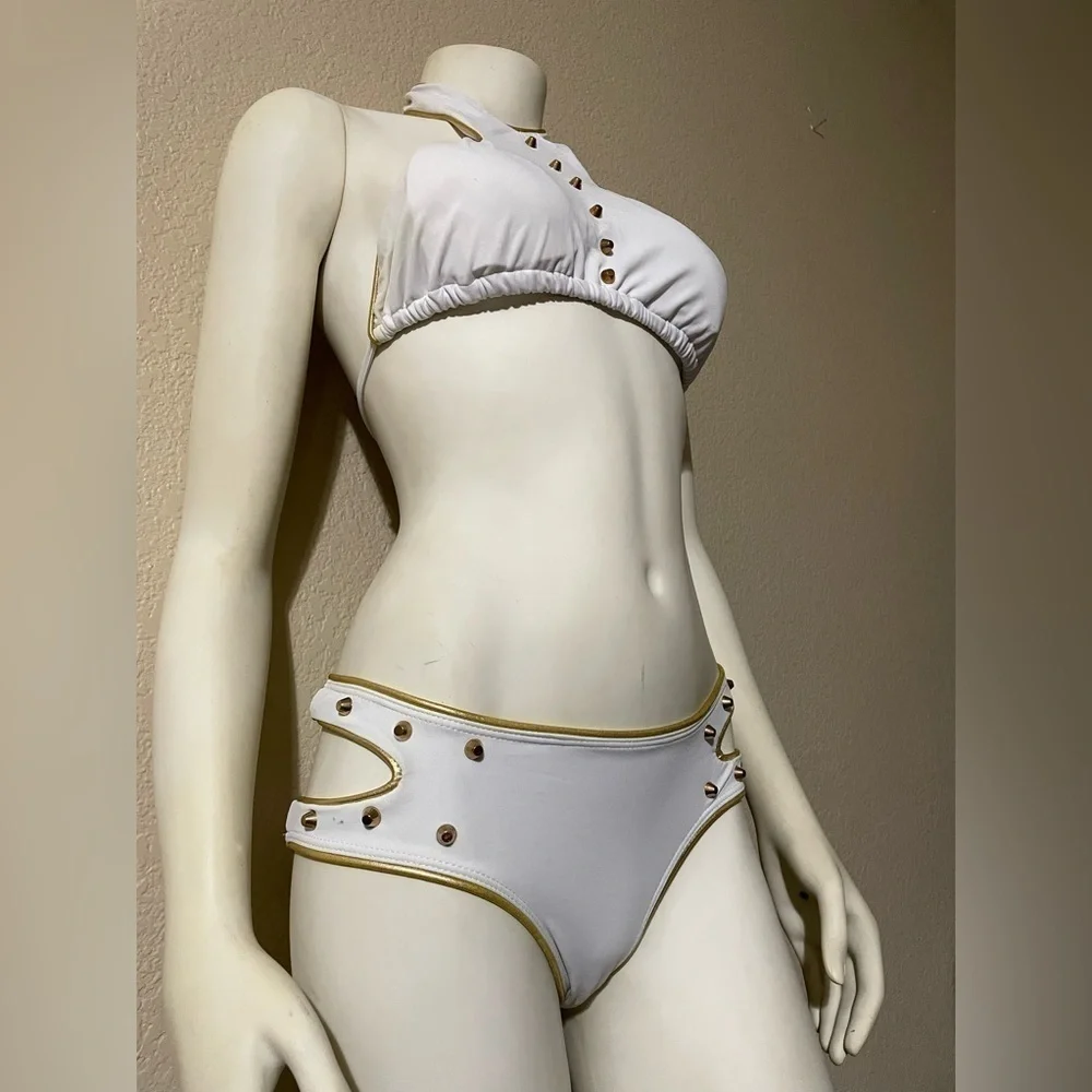 In-Style Fashion brand new